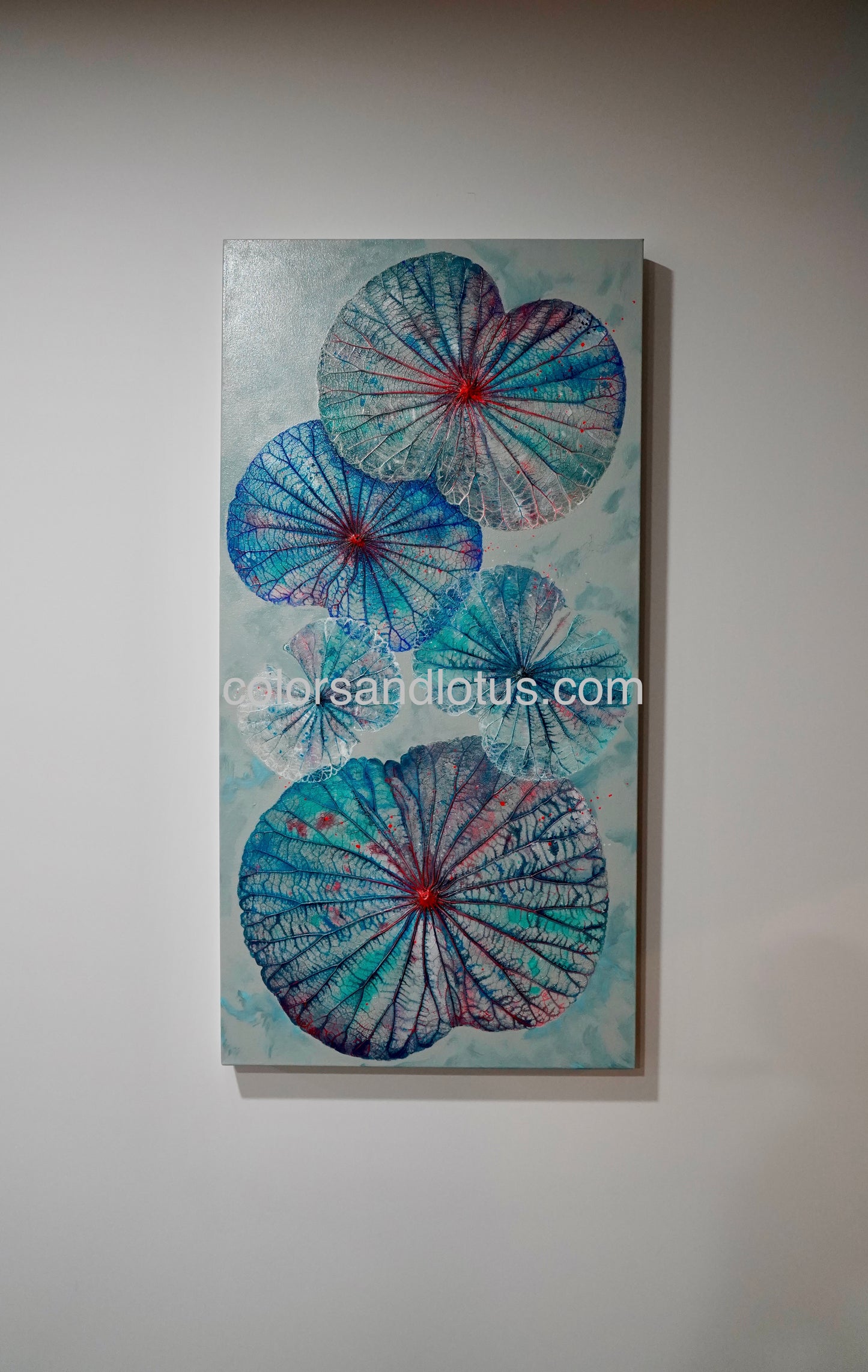 Tableau Lotus 40 cm x 80 cm bleu