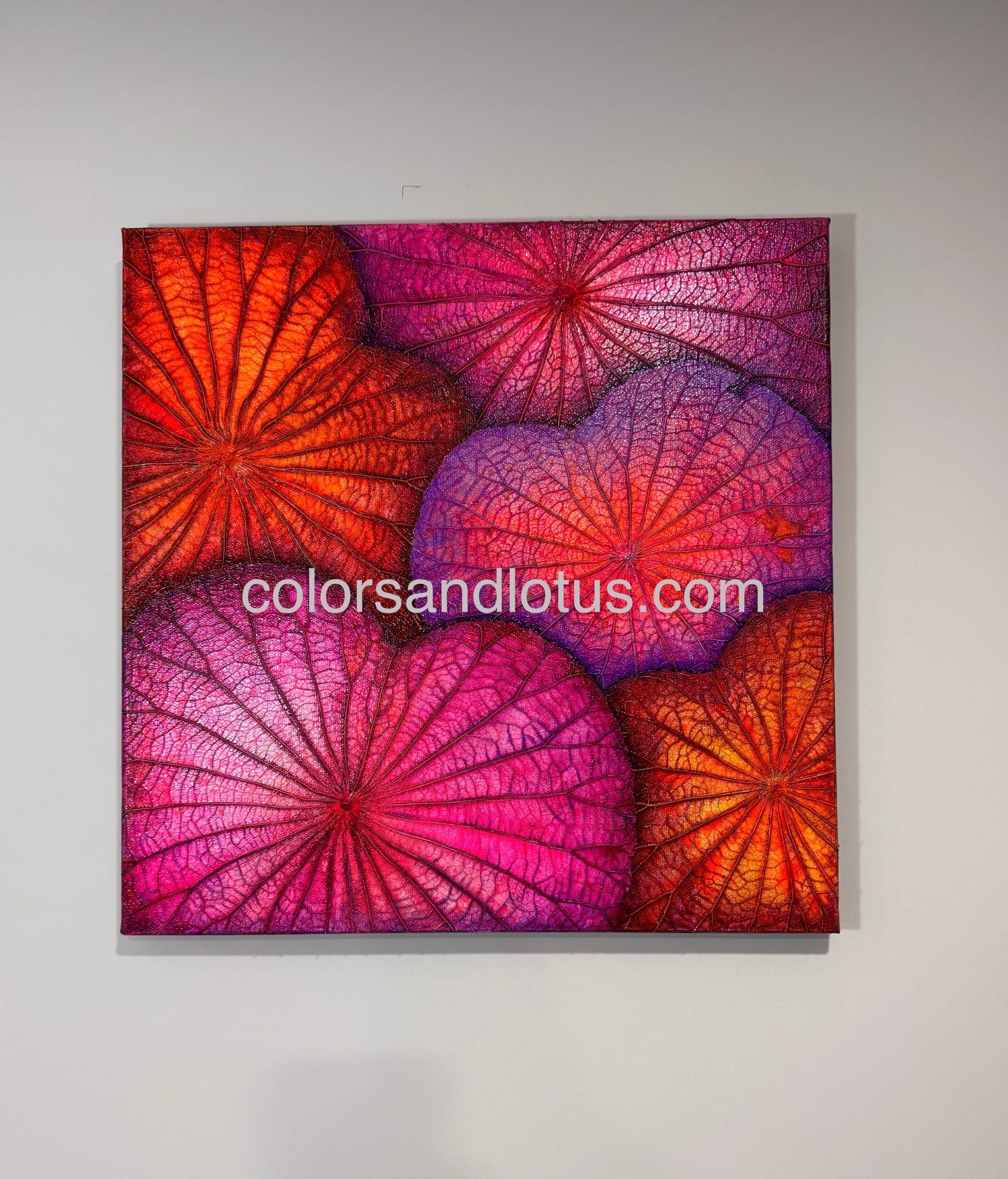 Tableau Lotus 40 cm x 40 cm violet